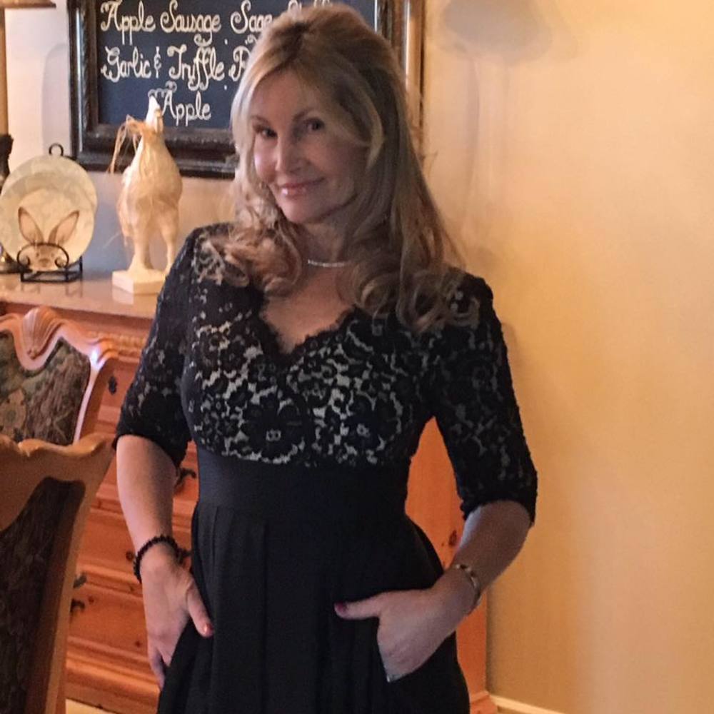 Meet your Posher, Carrie